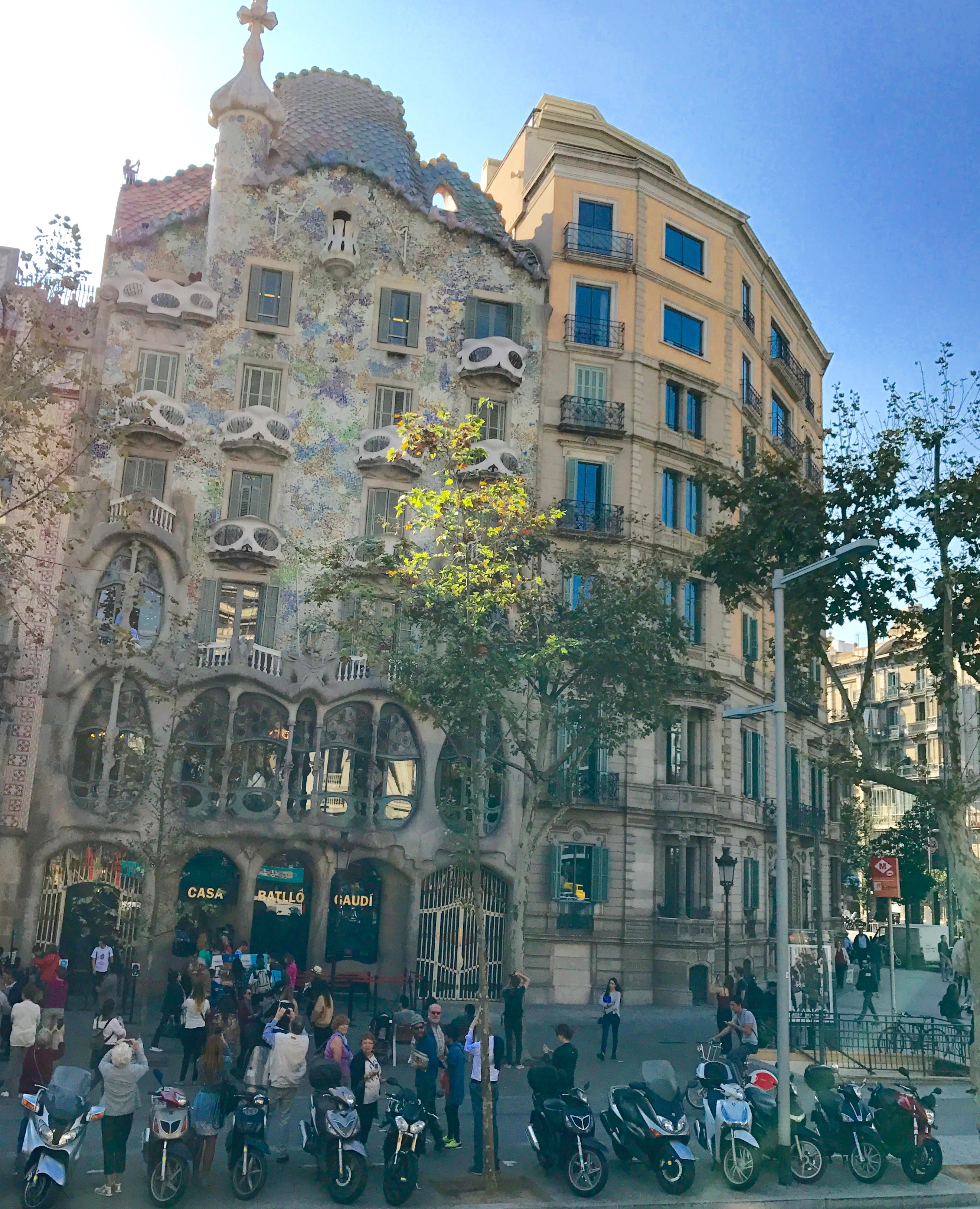 Casa Batlló - decorated with broken tiles, a technique called Trencadís, typical of Catalan Moderniste. 