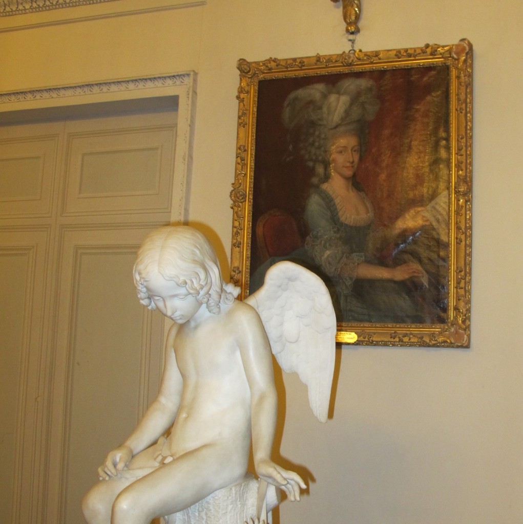 Shy angels and Medici ladies at Palazzo Piti. Photo by Marla Norman