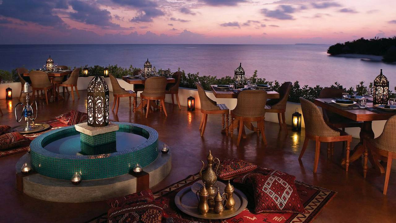 Shisha bar and sunset cocktails at Al Barakat in Landaa Giraavaru. Photo courtesy of Four Seaons Resorts Maldives. 