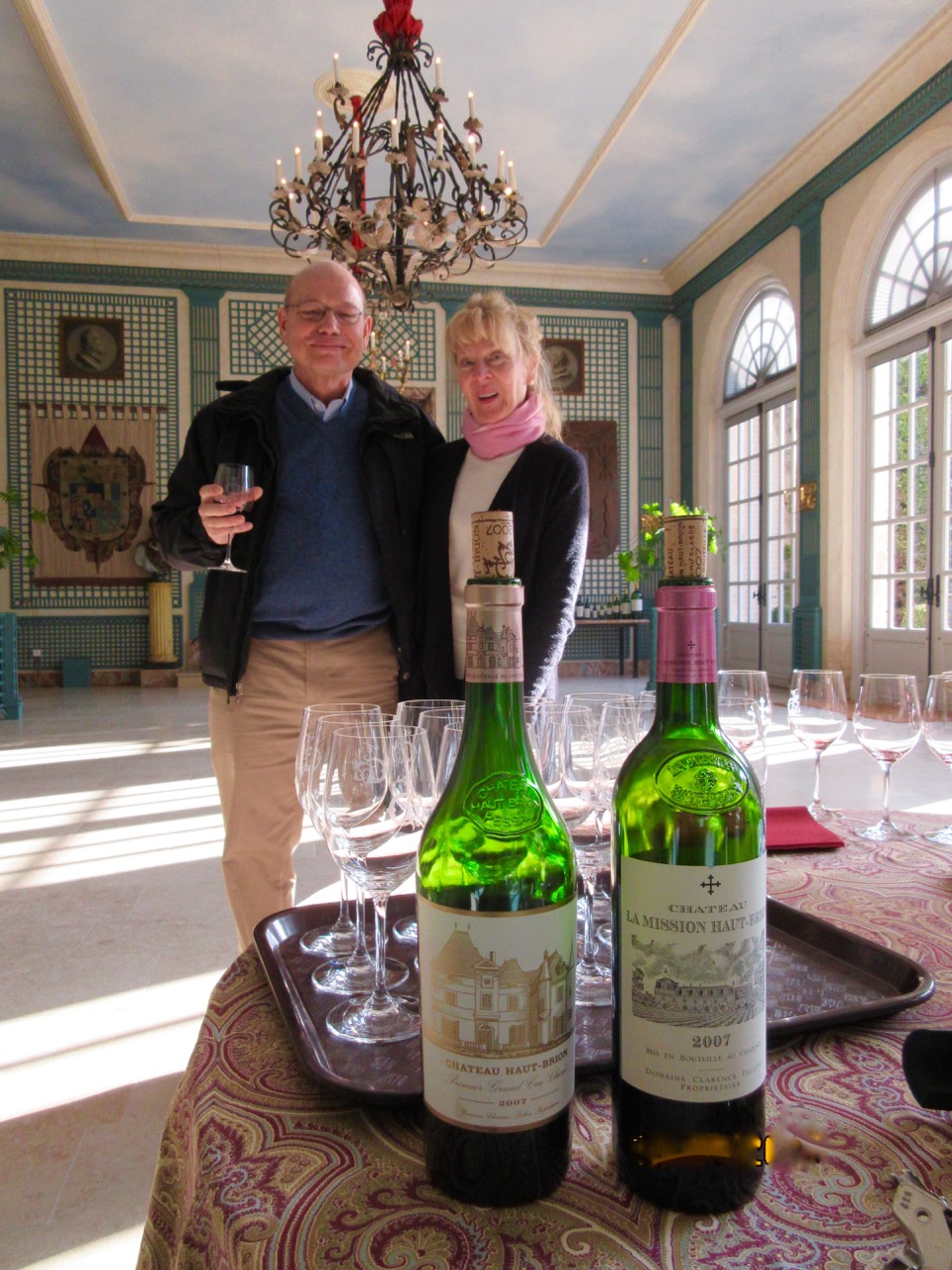 Drs. Dwight & Bobbi Oldham tasting theHaut-Brion and La Mission 2007's. Photo by Dr. Melvin Oakley.