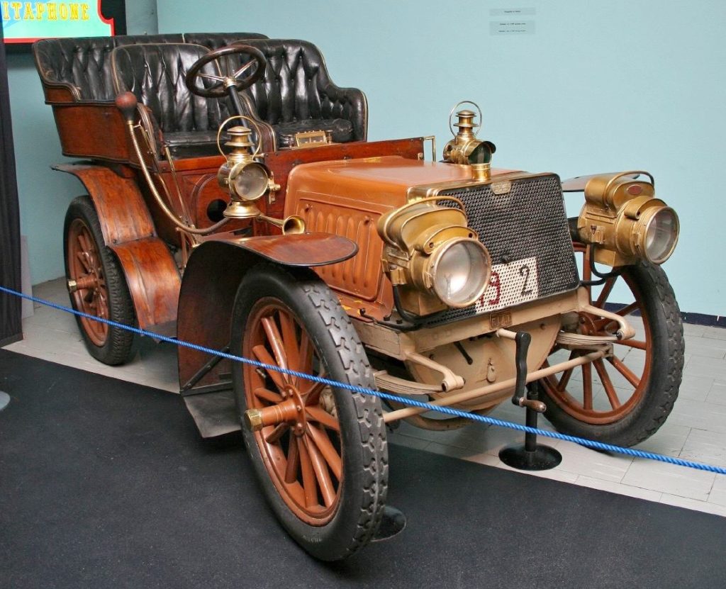Fiat 12 HP in the Museo Nazionale dell'Automobile.