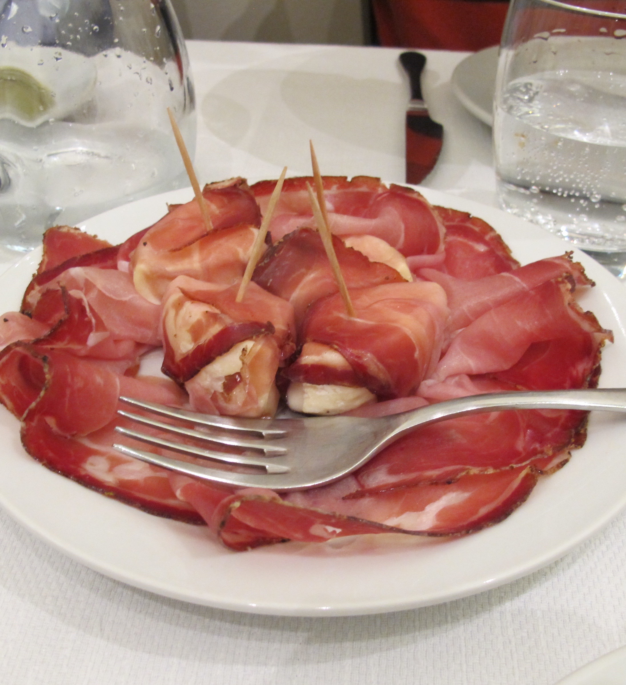 Heavenly bits of Robiola wrpped in Prosciutto. 